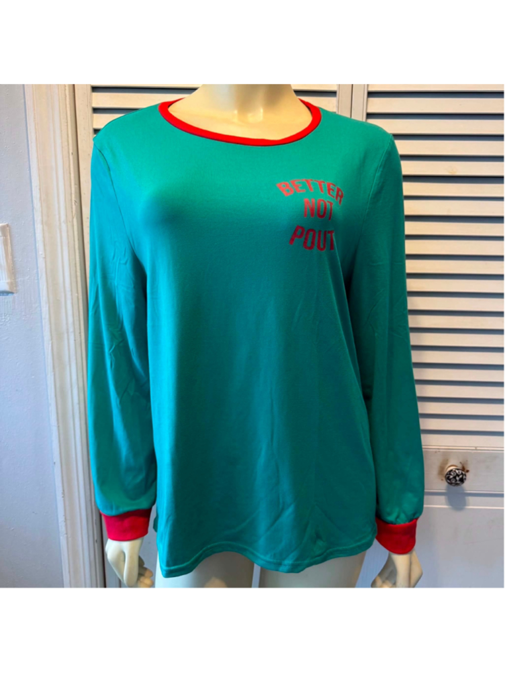 Women's Long Sleeve Tee XL Green Red Better Not Pout Christmas